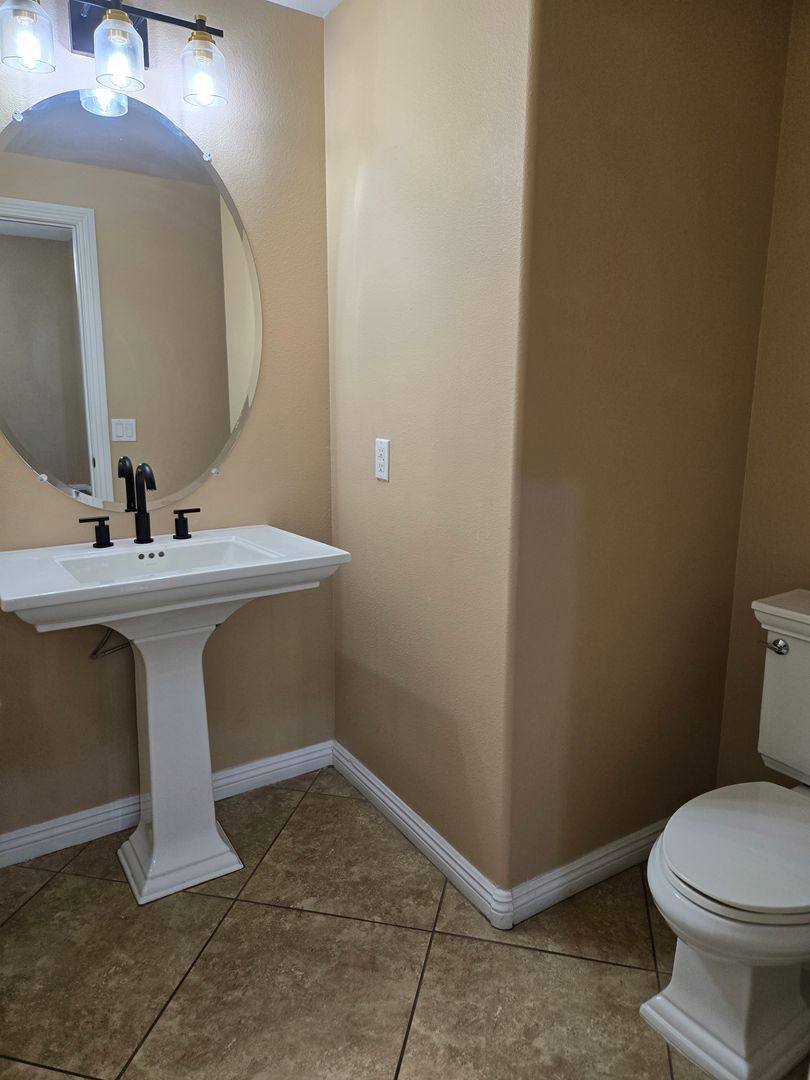 Townhouse for rent at 9152 Worsley Park Place, Las Vegas, NV 89145