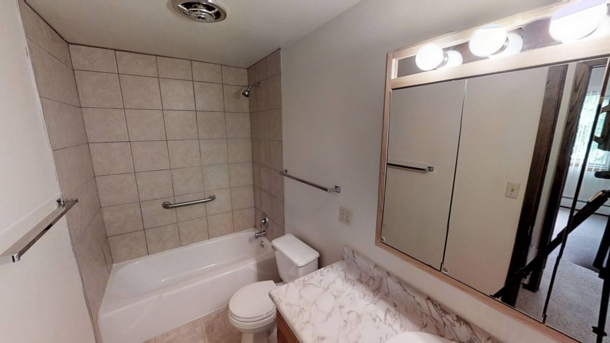 Apartment for rent at 708 S Prairie Ave, Sioux Falls, SD 57104