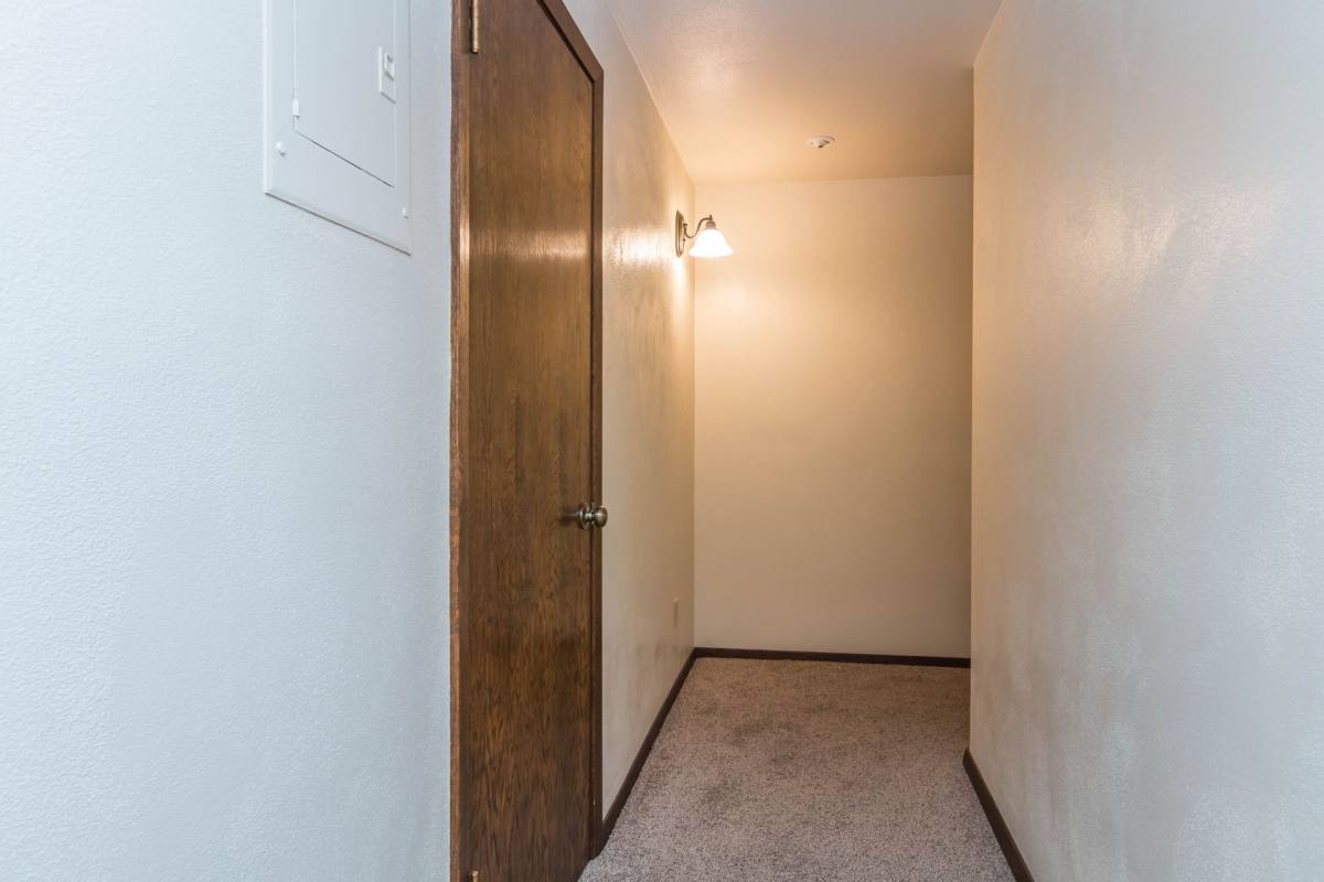 Apartment for rent at 708 S Prairie Ave, Sioux Falls, SD 57104