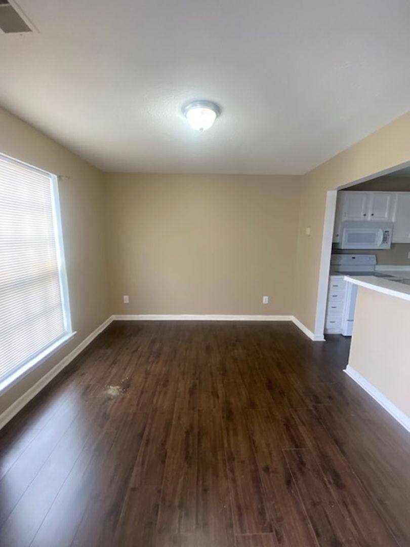 Townhouse for rent at 6227 Crest Green Rd, Birmingham, AL 35212