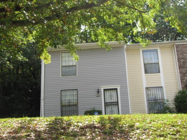 Townhouse for rent at 6227 Crest Green Rd, Birmingham, AL 35212