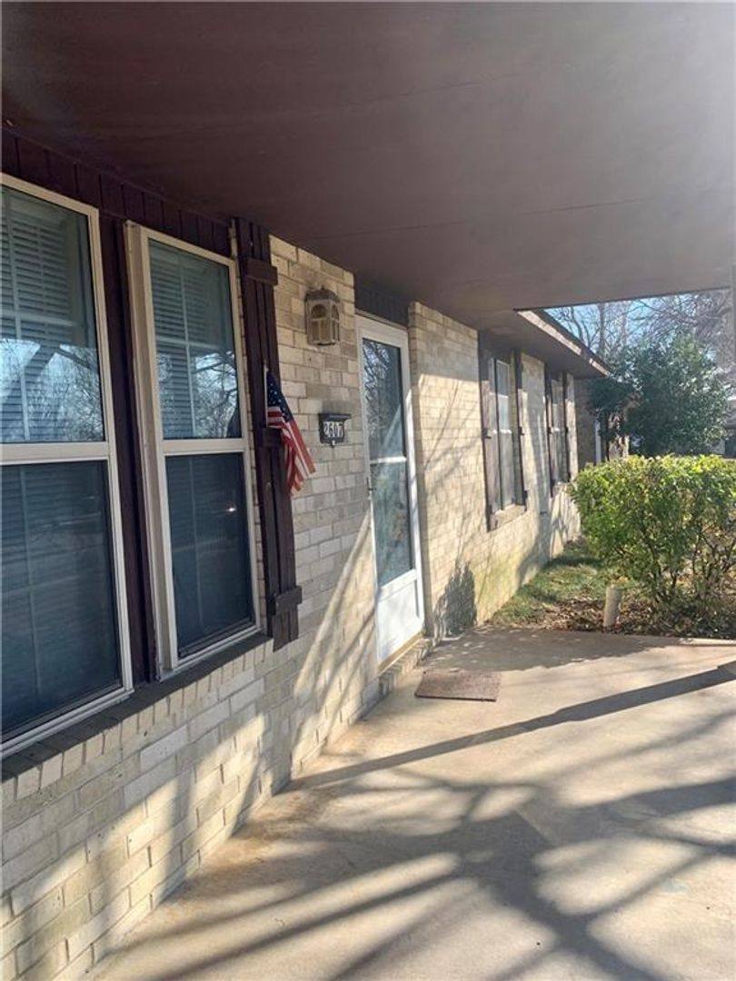 House for rent at 2607 Lee St, Springdale, AR 72762