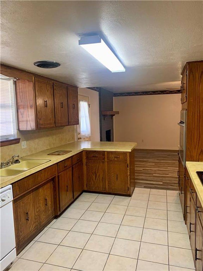 House for rent at 2607 Lee St, Springdale, AR 72762