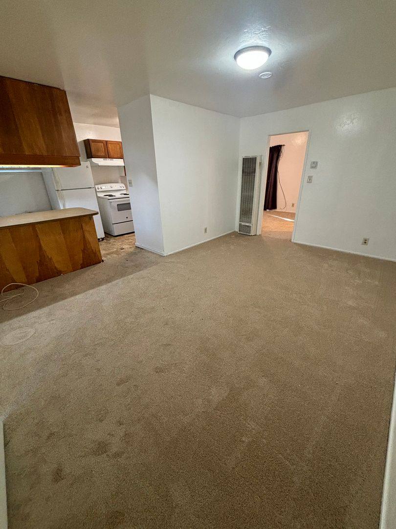 Apartment for rent at 1119 Florida St, Vallejo, CA 94590