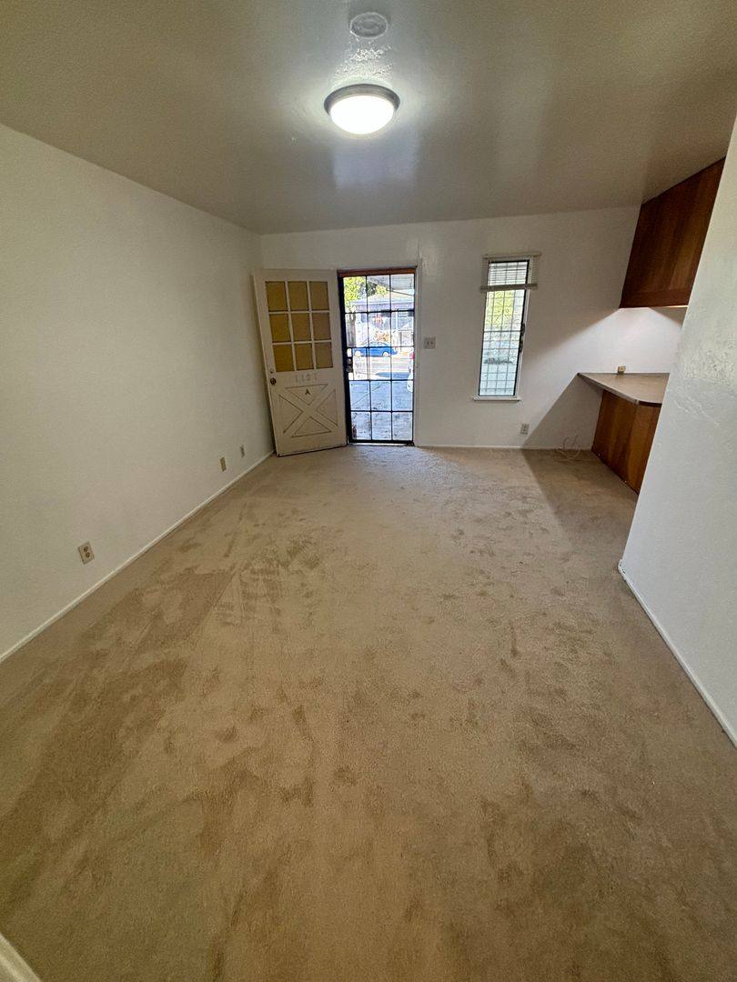 Apartment for rent at 1119 Florida St, Vallejo, CA 94590