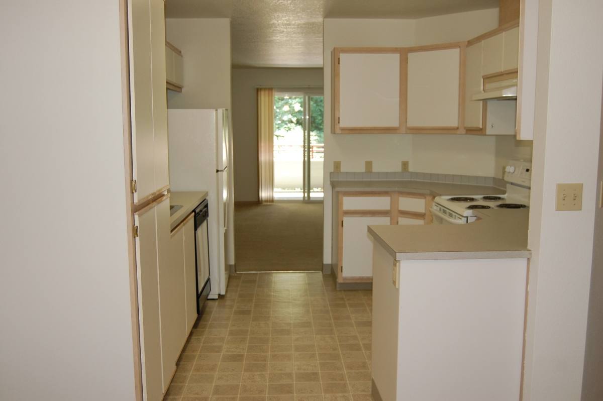 Townhouse for rent at 3758 Mica View Court SE, Salem, OR 97302