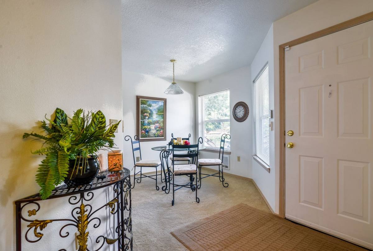 Townhouse for rent at 3758 Mica View Court SE, Salem, OR 97302