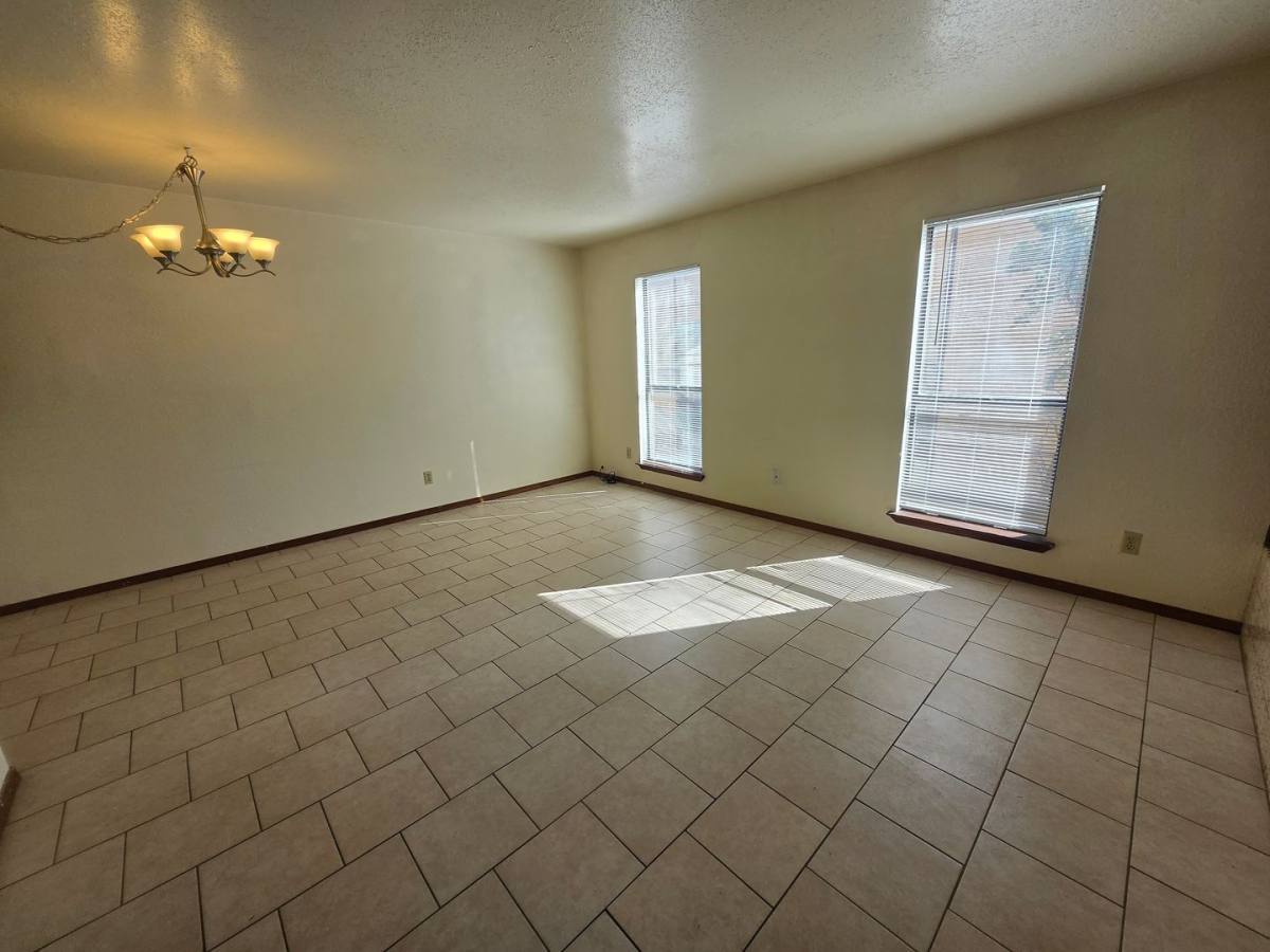 Apartment for rent at 2806 W Fourth, Roswell, NM 88201