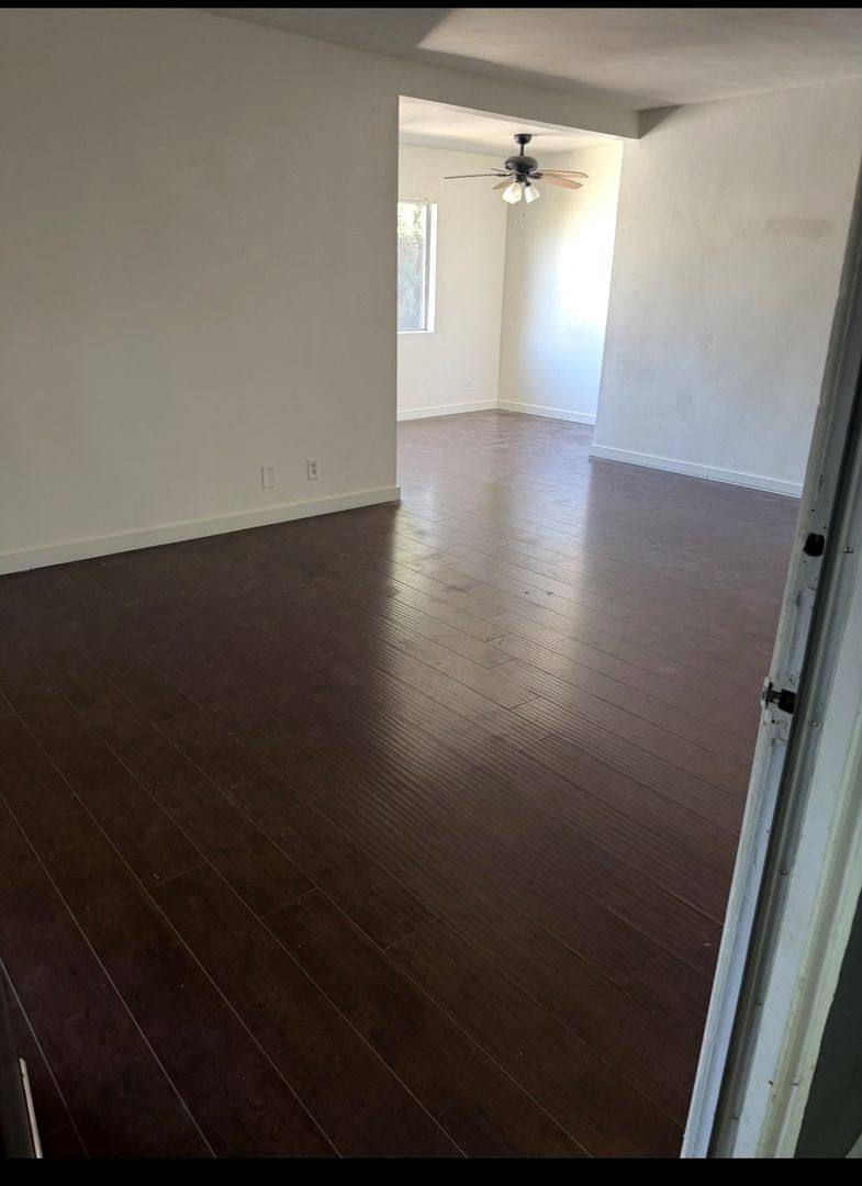 Apartment for rent at 712 E Windsor Rd, Glendale, CA 91205