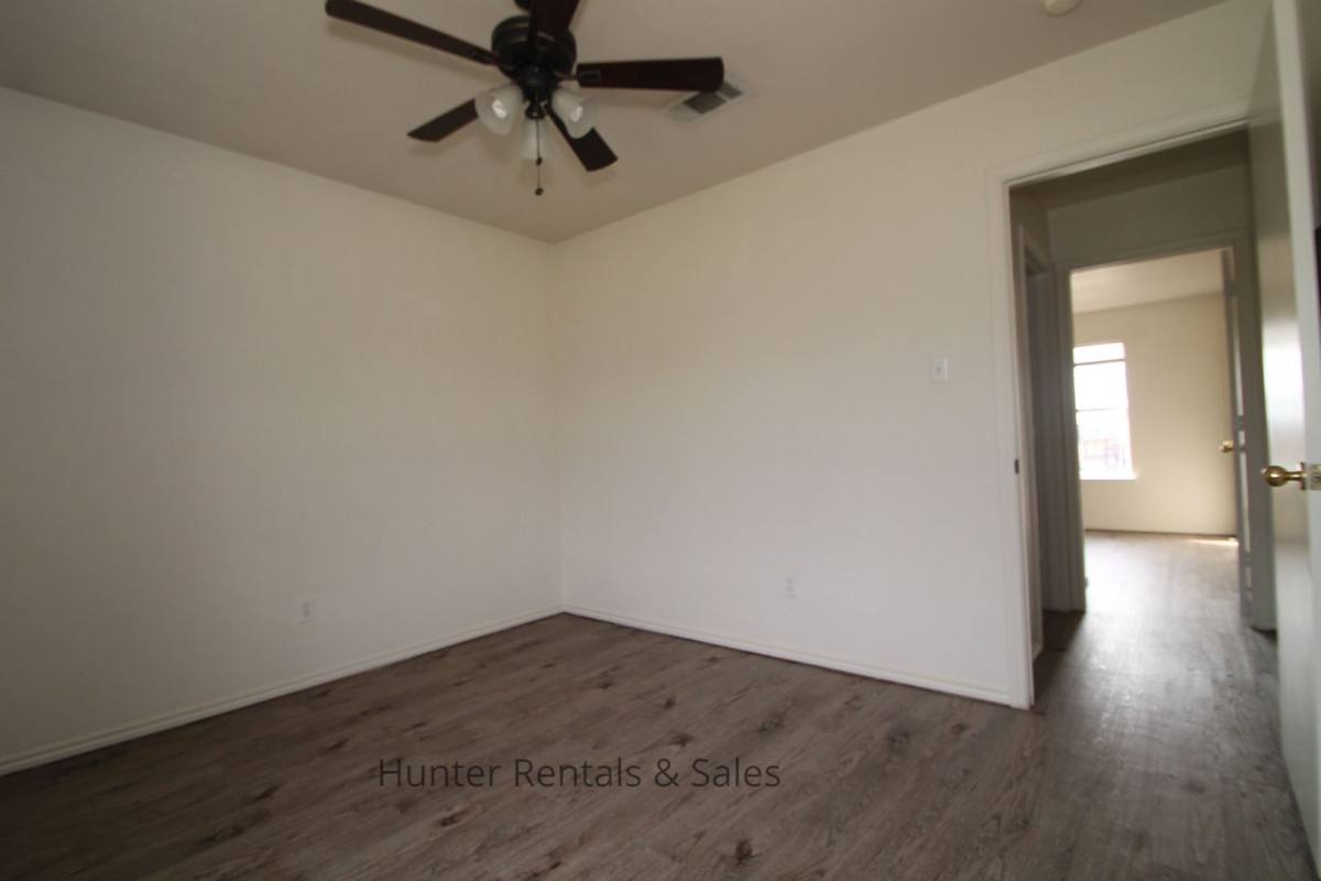 Townhouse for rent at 1710-D Spring Rose Circle, Killeen, TX 76543