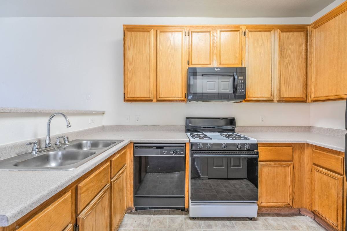 Condo for rent at 4730 Ecraig Rd, Las Vegas, NV 89115
