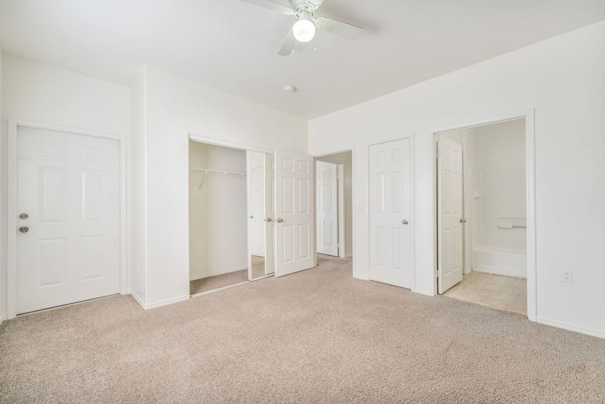 Condo for rent at 4730 Ecraig Rd, Las Vegas, NV 89115