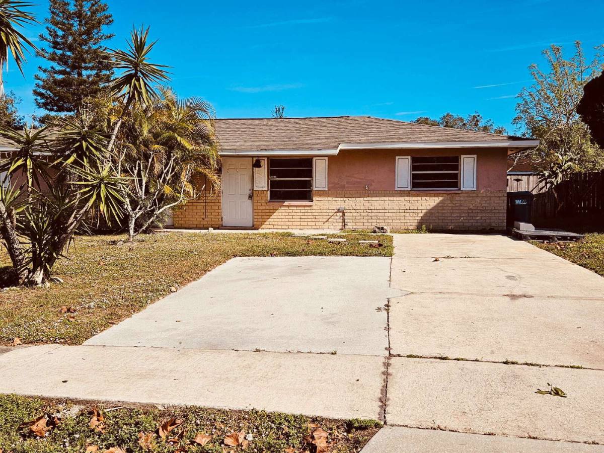 Townhouse for rent at 739 Lunar Lake Circle, Cocoa, FL 32926