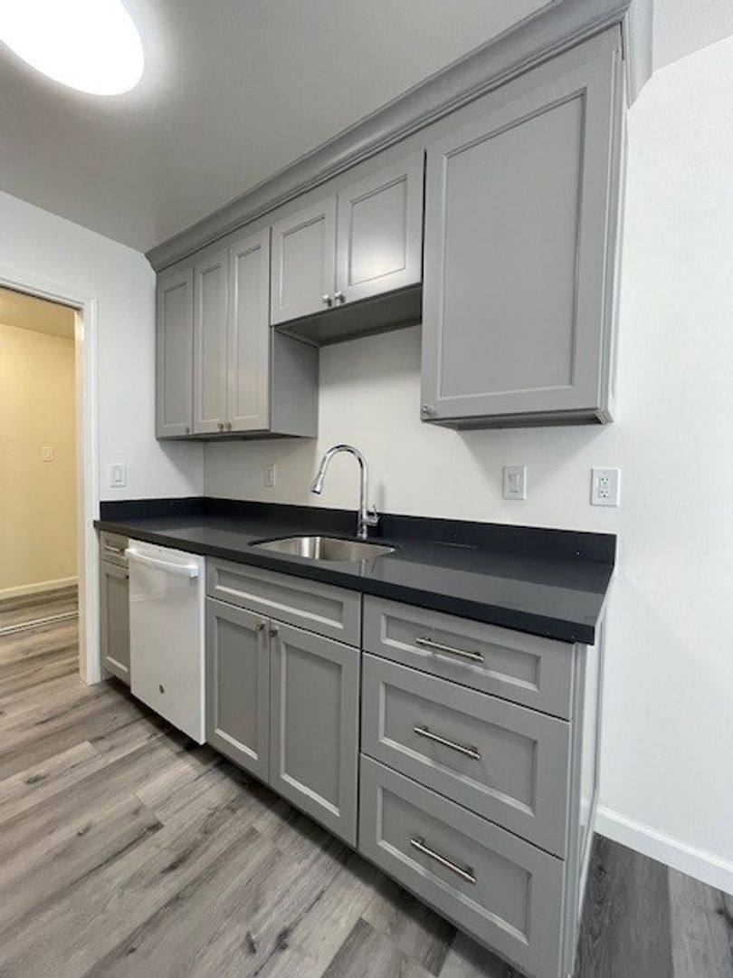 Apartment for rent at 2024 Vine St, Berkeley, CA 94709