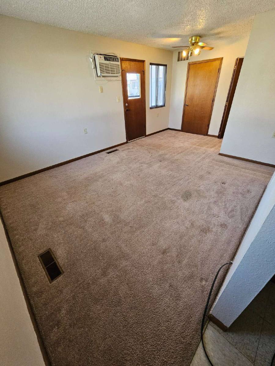 Apartment for rent at 102 8th Ave NW #14 D, Oelwein, IA 50662