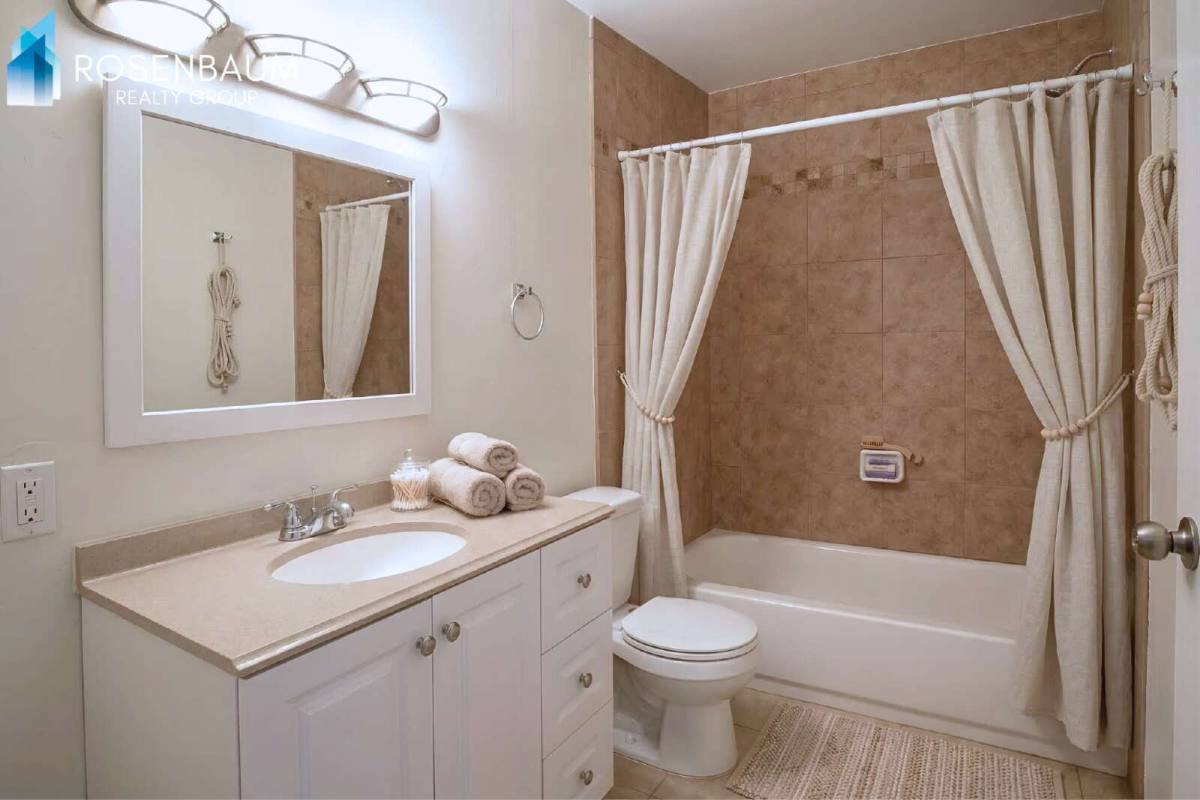 Apartment for rent at 2466 N Treat Ave, Tucson, AZ 85716
