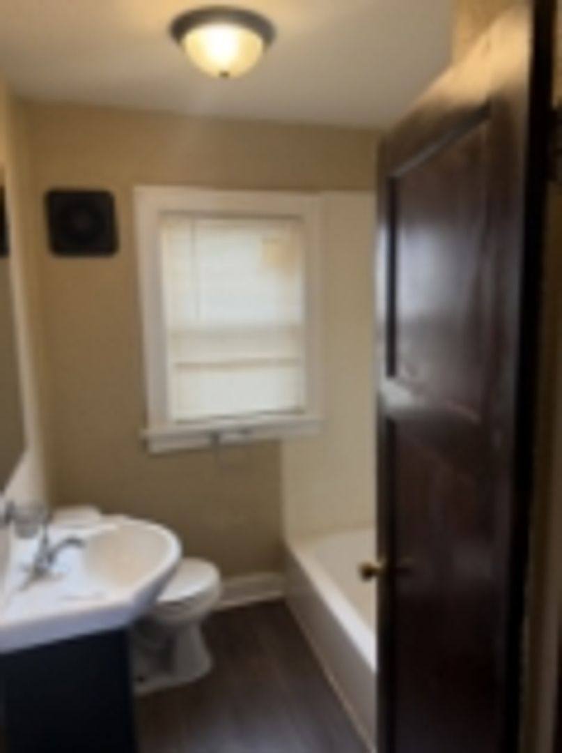 Apartment for rent at 5689-91 N 41st St, Milwaukee, WI 53209