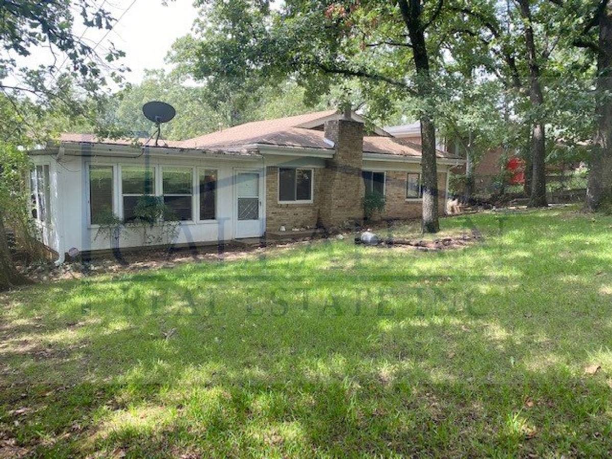 House for rent at 409 W 53rd St, North Little Rock, AR 72118