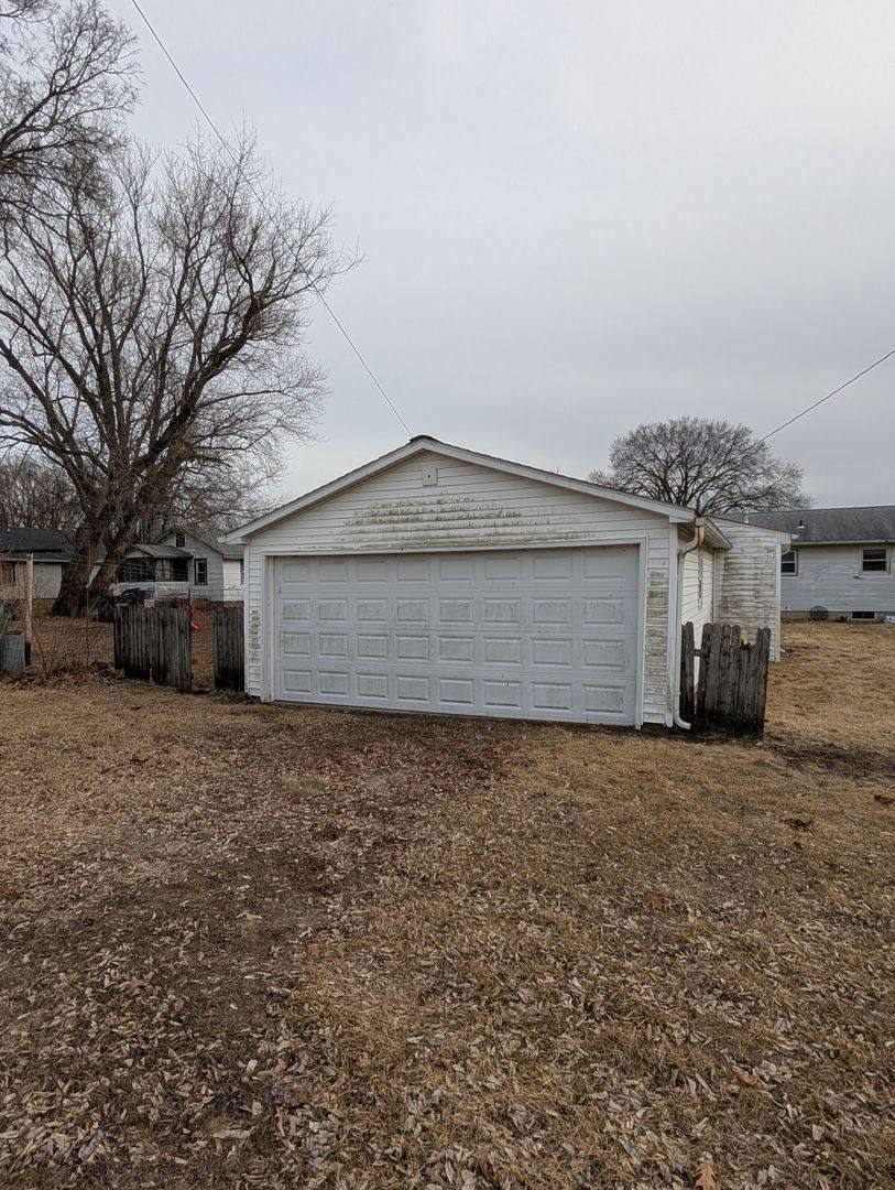 House for rent at 511 E 8th St, Rock Falls, IL 61071