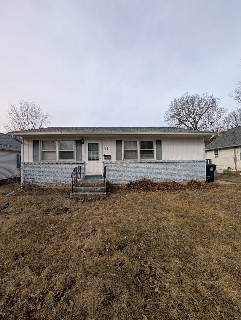 House for rent at 511 E 8th St, Rock Falls, IL 61071