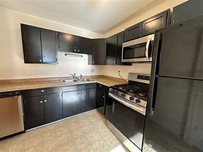 Apartment for rent at 2181 Cypress Dr #H, Lexington, KY 40504
