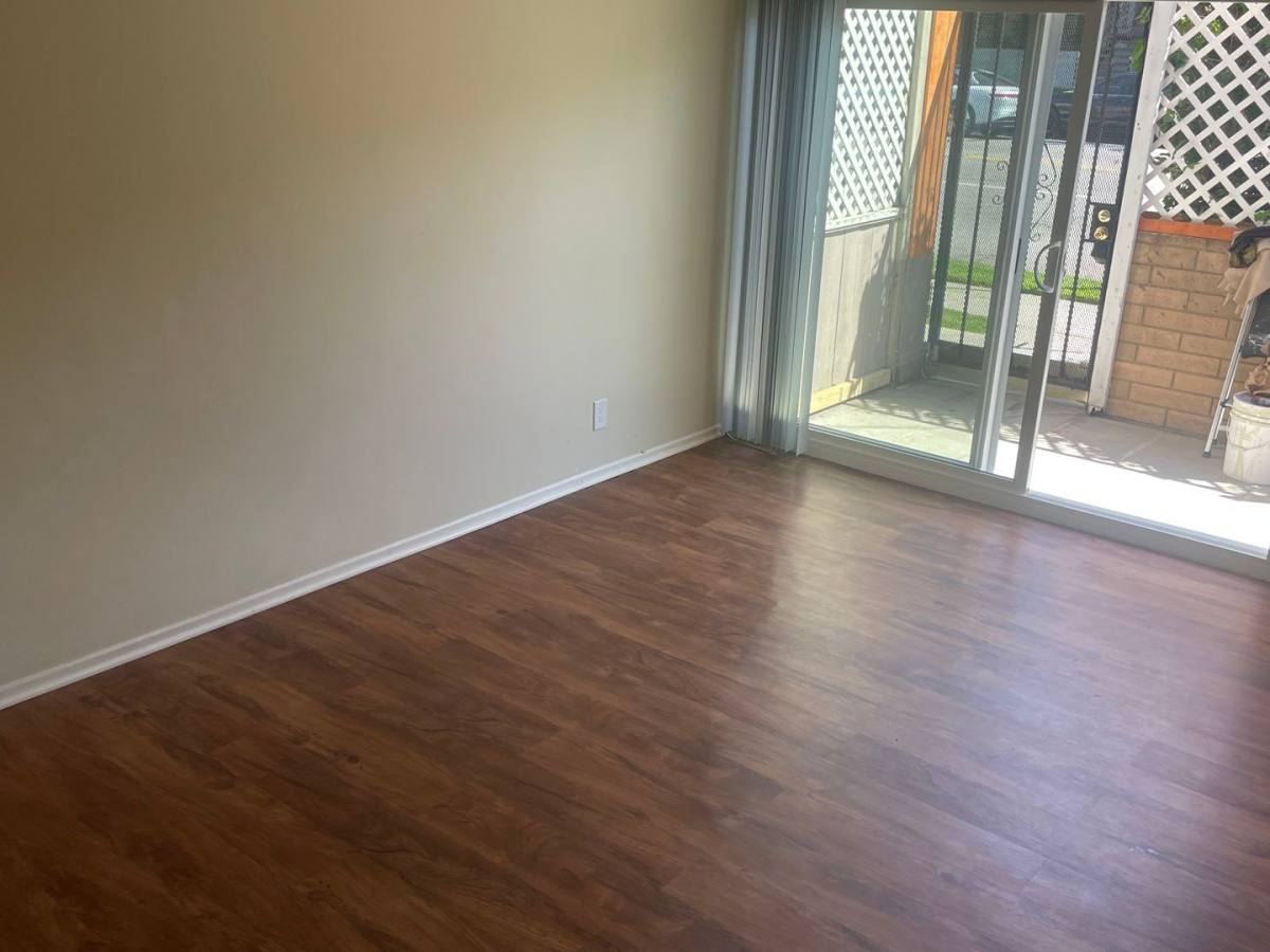 Apartment for rent at 7337 Haskell Ave, Van Nuys, CA 91406