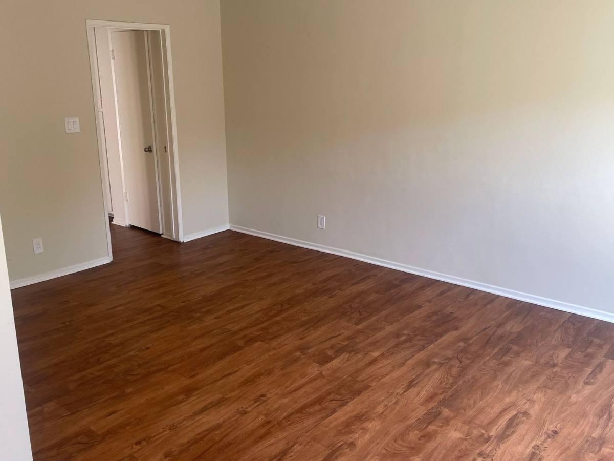 Apartment for rent at 7337 Haskell Ave, Van Nuys, CA 91406