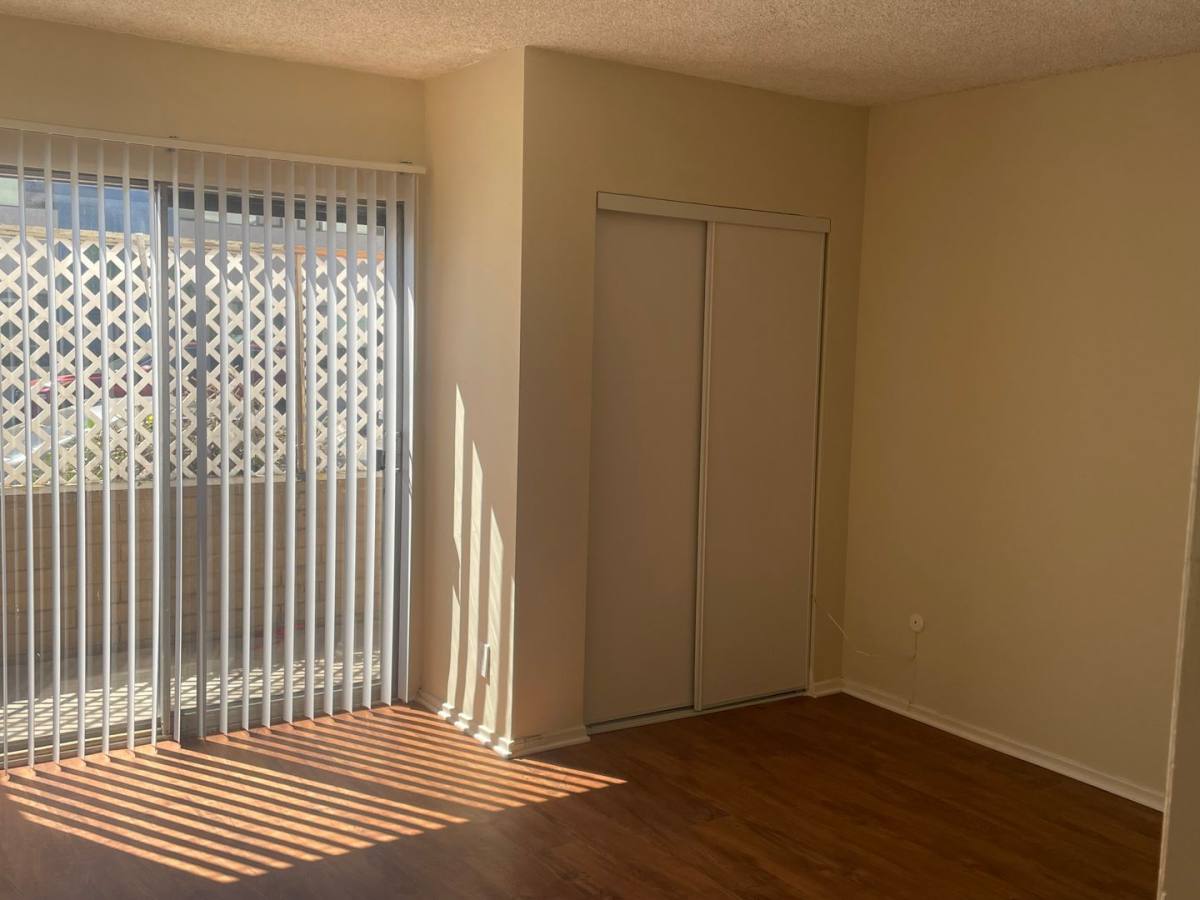 Apartment for rent at 7337 Haskell Ave, Van Nuys, CA 91406