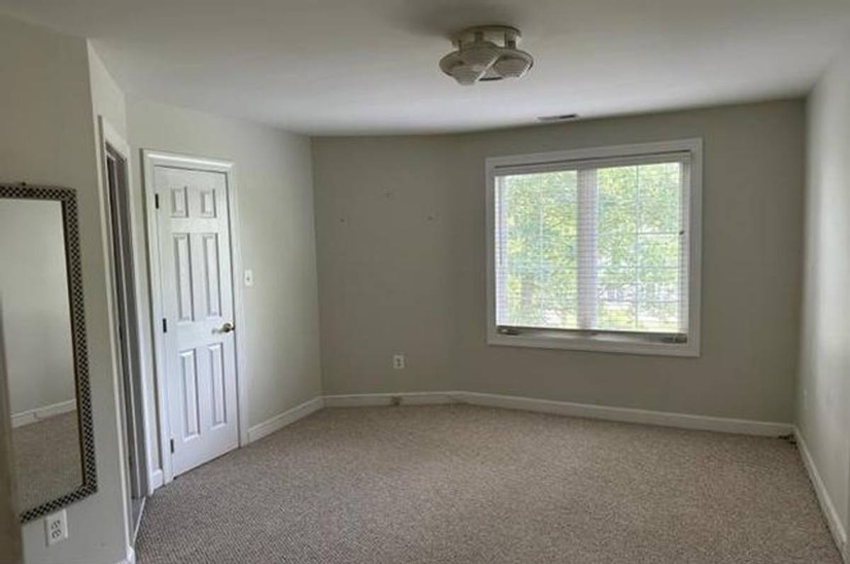 House for rent at 3359 Roundtree Estates Court, Falls Church, VA 22042