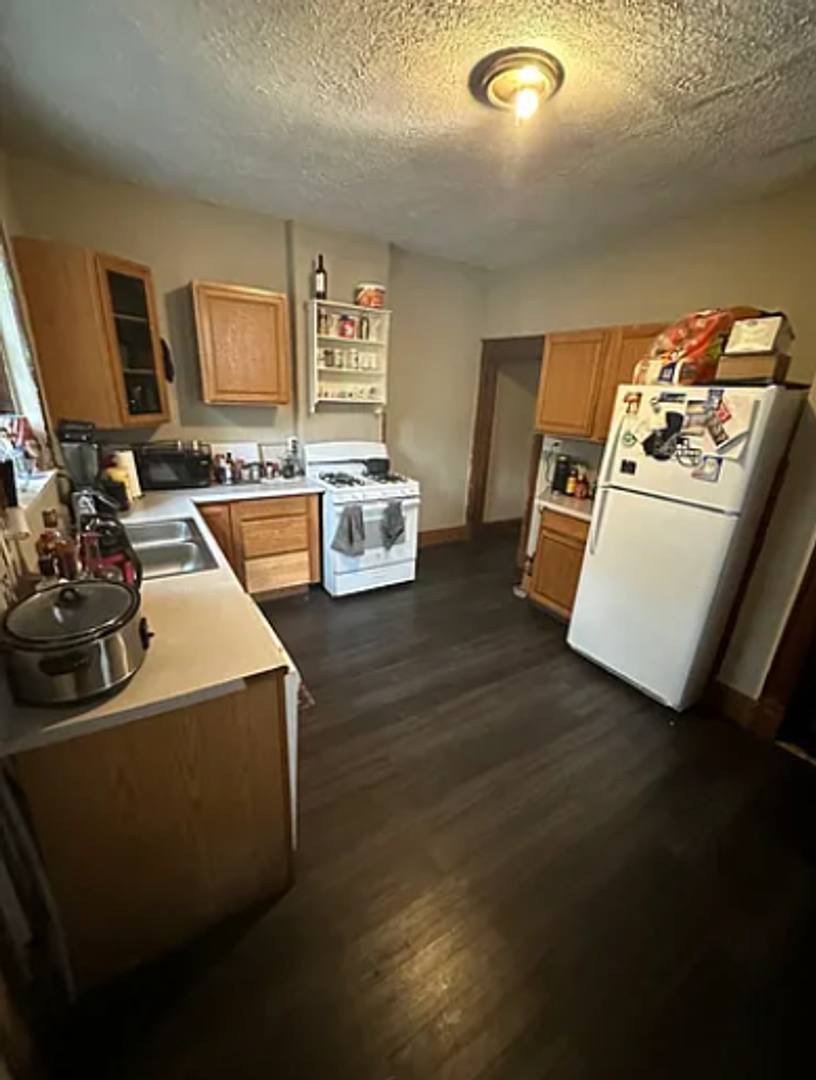House for rent at 2345 Victor St, Cincinnati, OH 45219