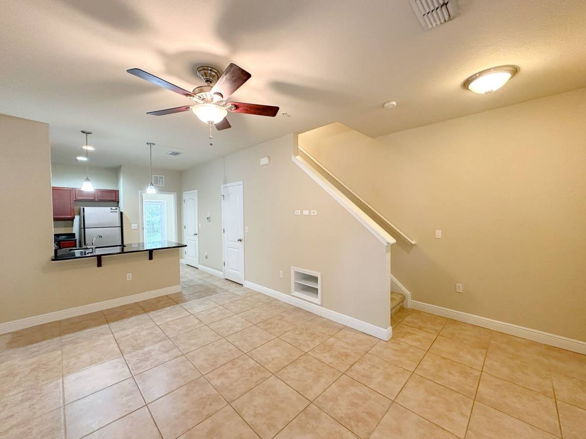 2942 SW 35th Place #33, Gainesville, FL 32608 - Condo for Rent - Image 5