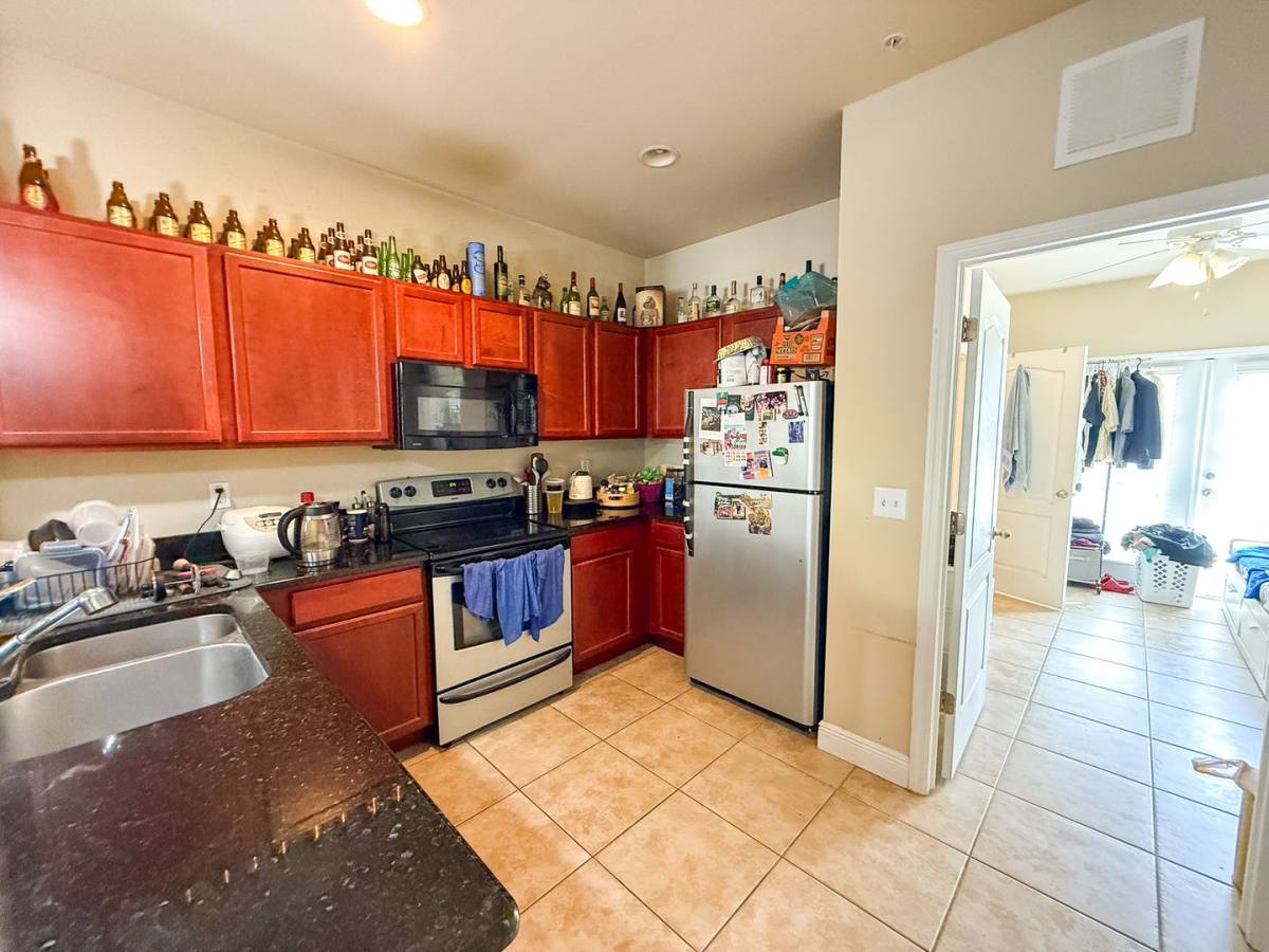 Condo for rent at 2942 SW 35th Place, Gainesville, FL 32608