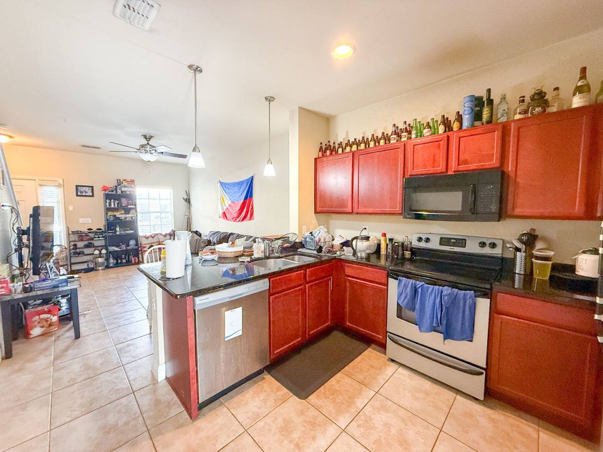 Condo for rent at 2942 SW 35th Place, Gainesville, FL 32608