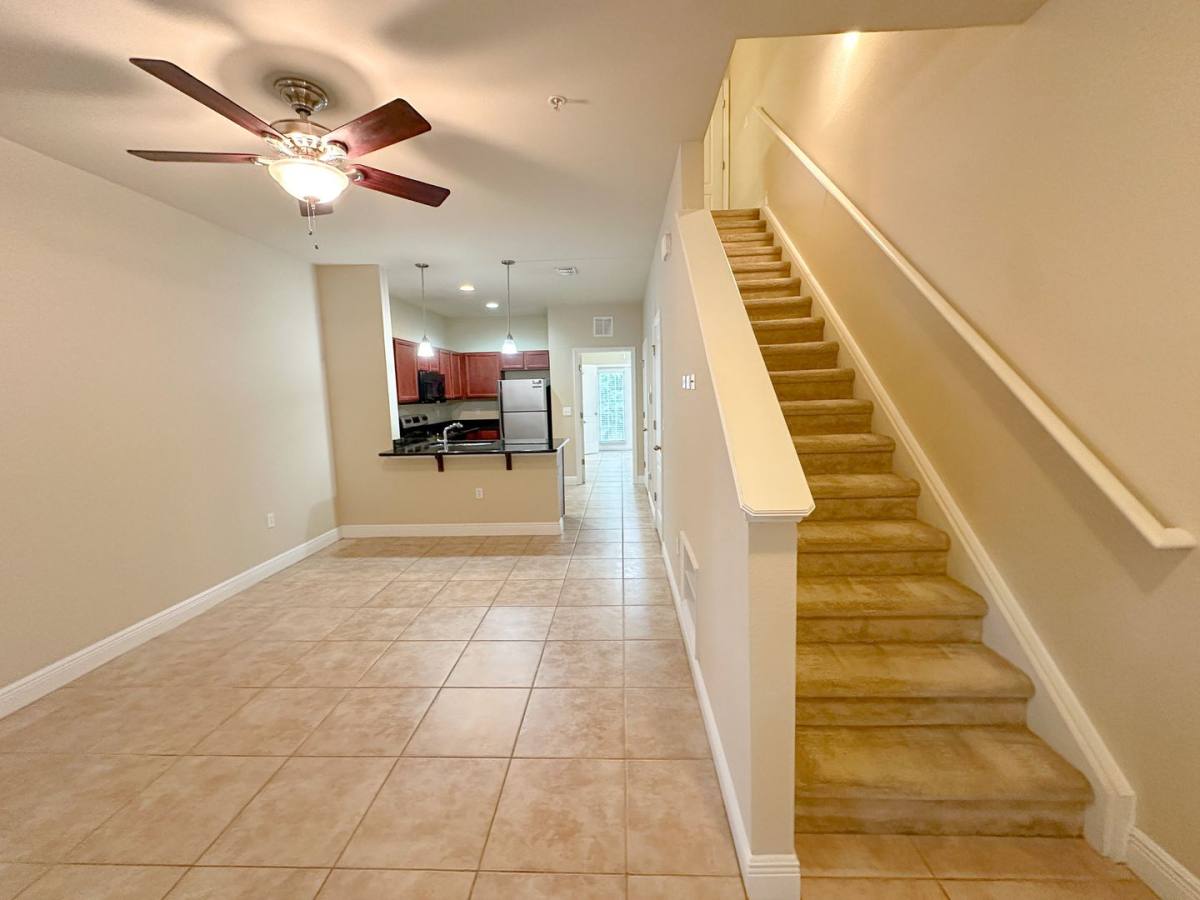 2942 SW 35th Place #33, Gainesville, FL 32608 - Condo for Rent - Image 4