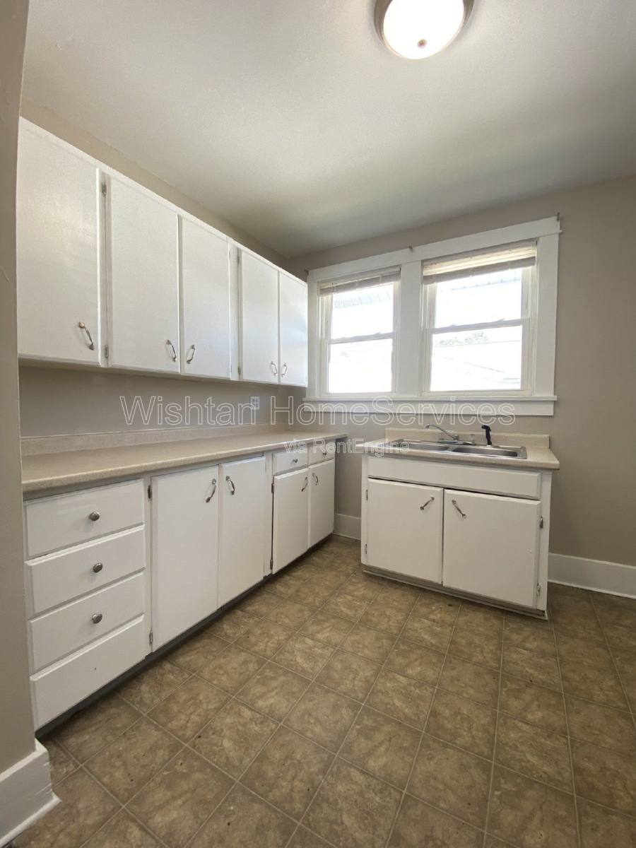 House for rent at 522 W Murray St, Macomb, IL 61455