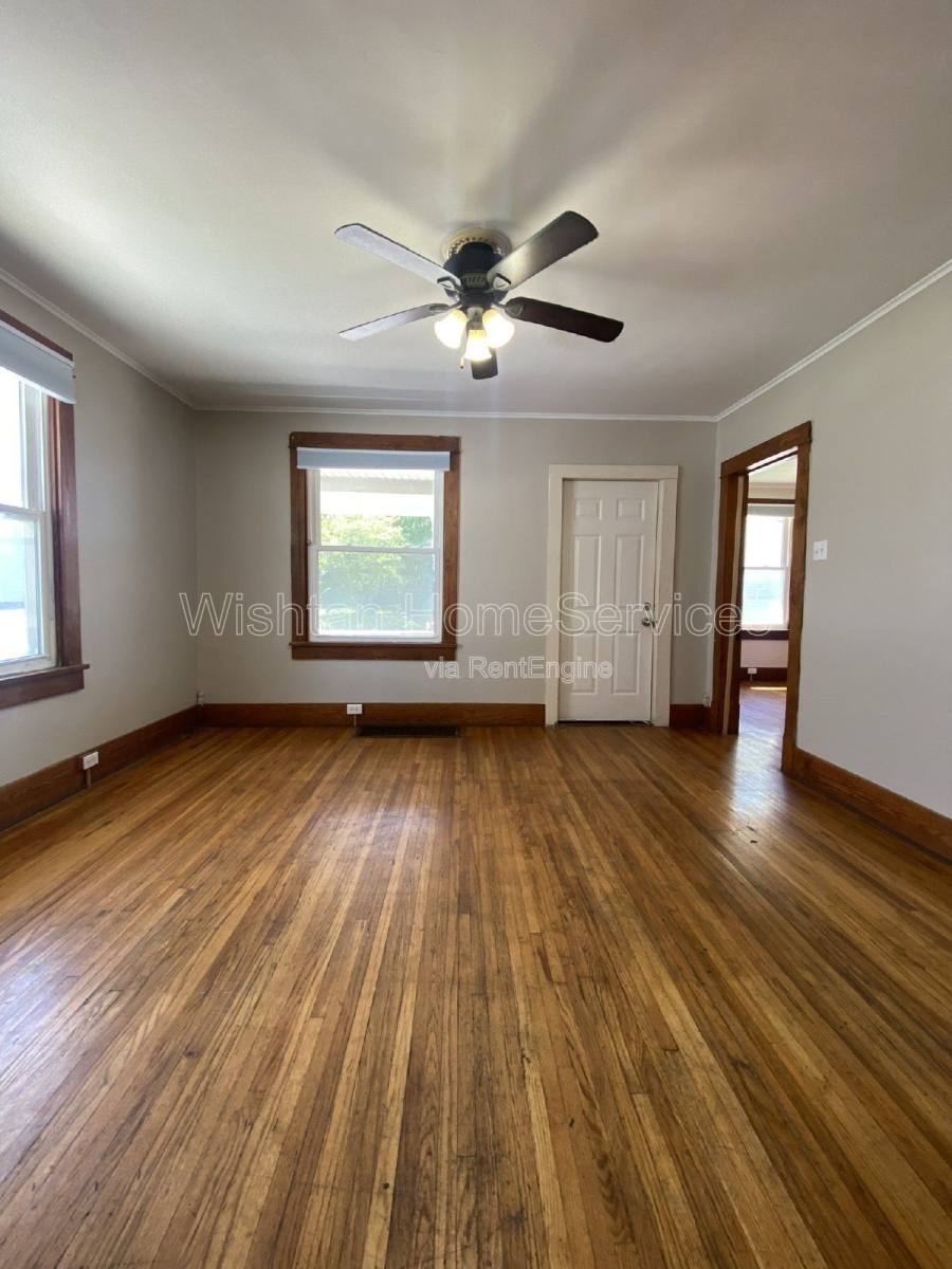 House for rent at 522 W Murray St, Macomb, IL 61455