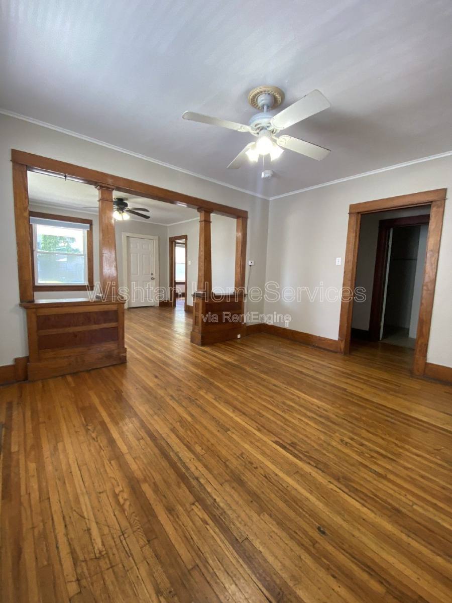 House for rent at 522 W Murray St, Macomb, IL 61455