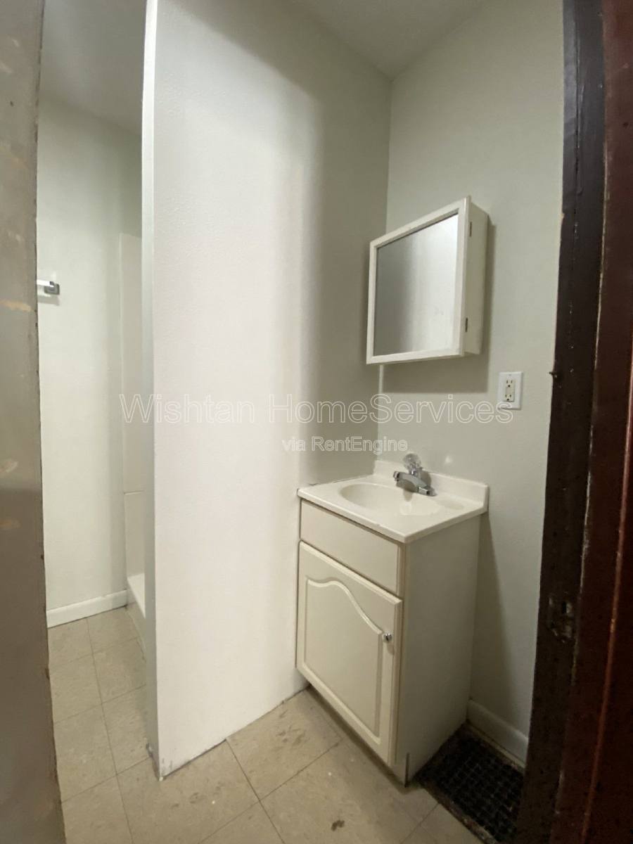 House for rent at 522 W Murray St, Macomb, IL 61455