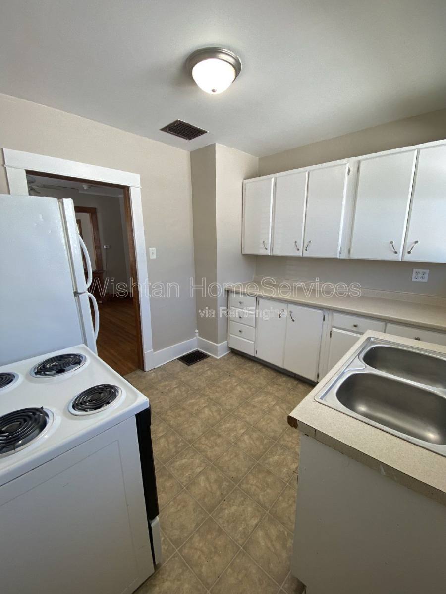 House for rent at 522 W Murray St, Macomb, IL 61455