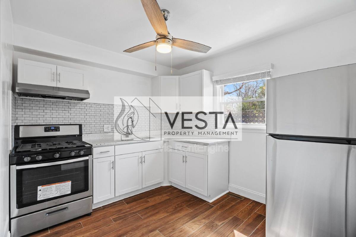 Apartment for rent at 6 Dogwood Court #B, Asheville, NC 28805