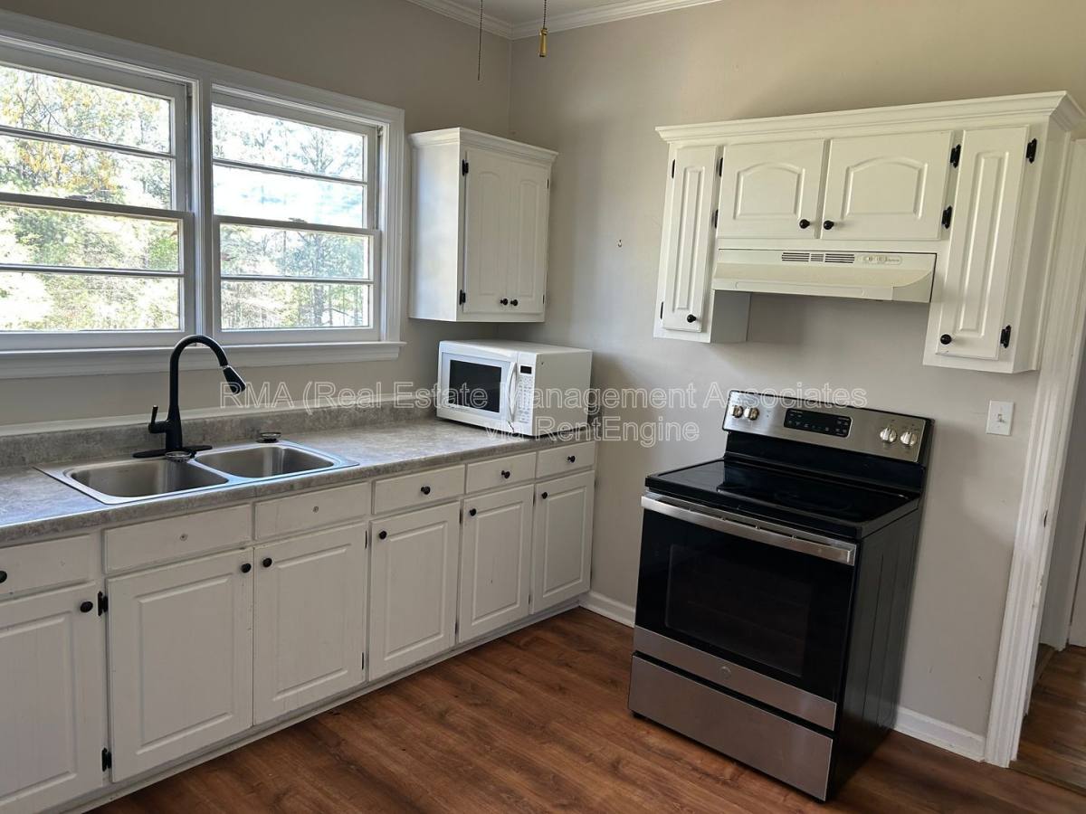 House for rent at 126 Sihane Rd, Griffin, GA 30223