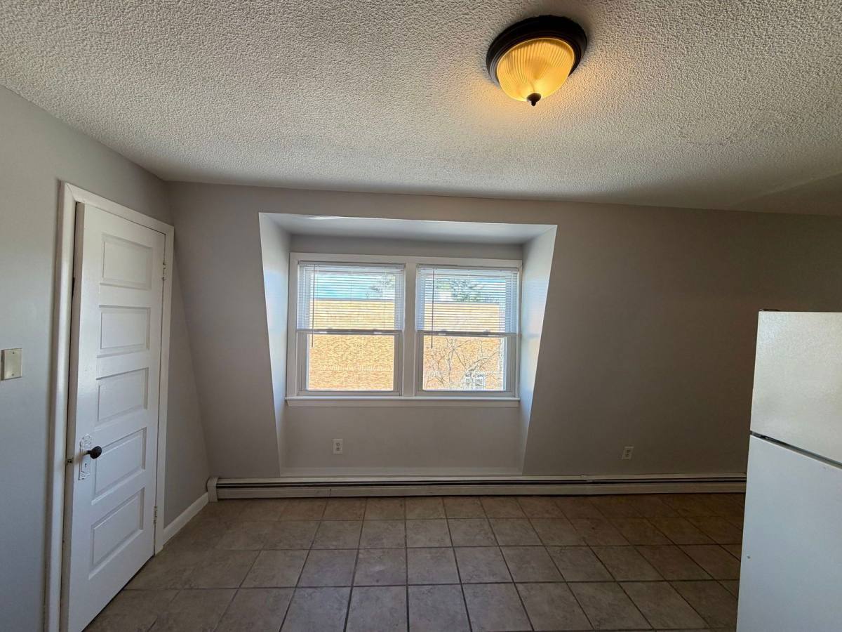 682 Beech St #5, Manchester, NH 03104 - Apartment for Rent - Image 3