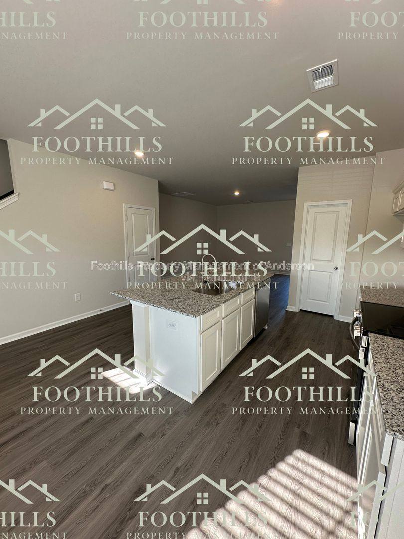 Townhouse for rent at 226 Islay Way, Anderson, SC 29621
