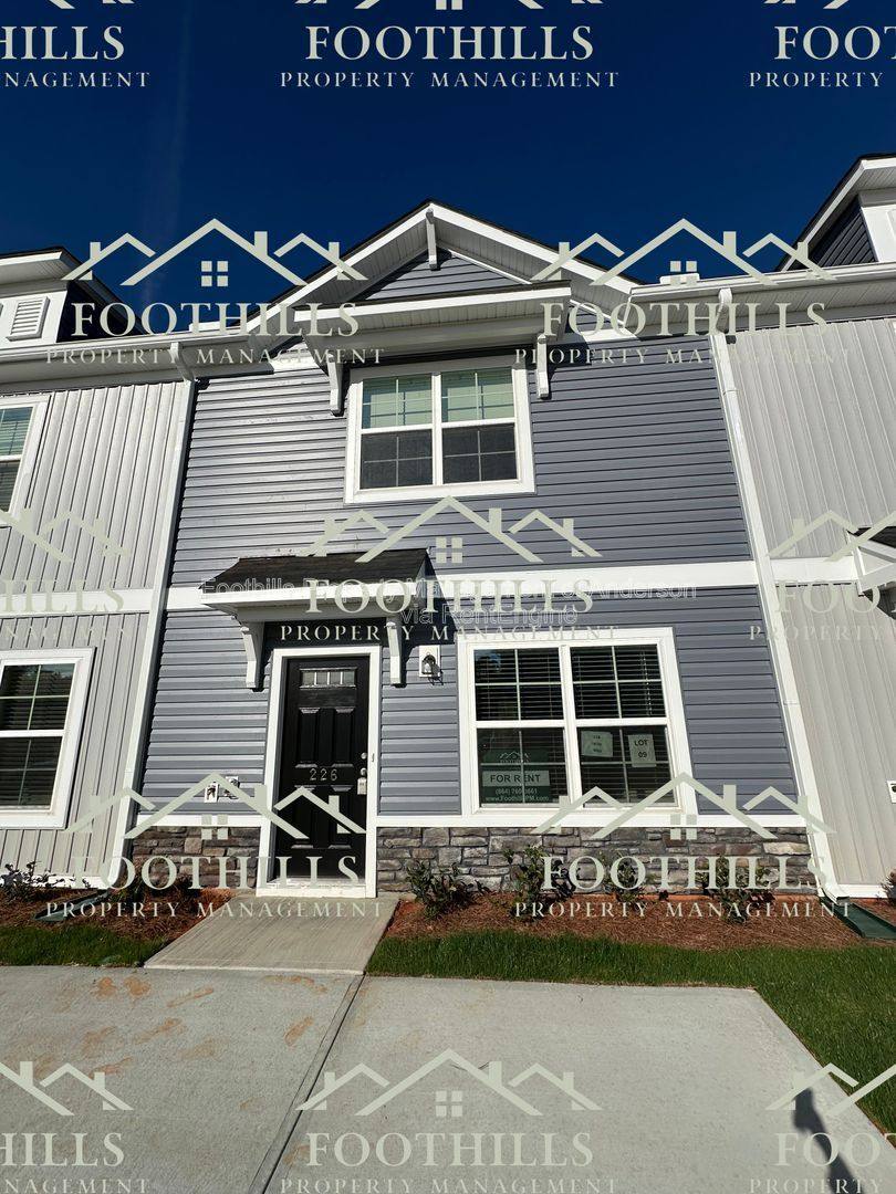Townhouse for rent at 226 Islay Way, Anderson, SC 29621