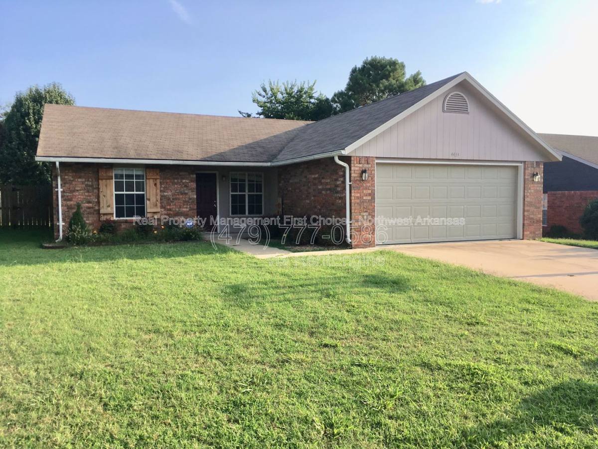 House for rent at 4433 W Cheyenne Dr, Fayetteville, AR 72704