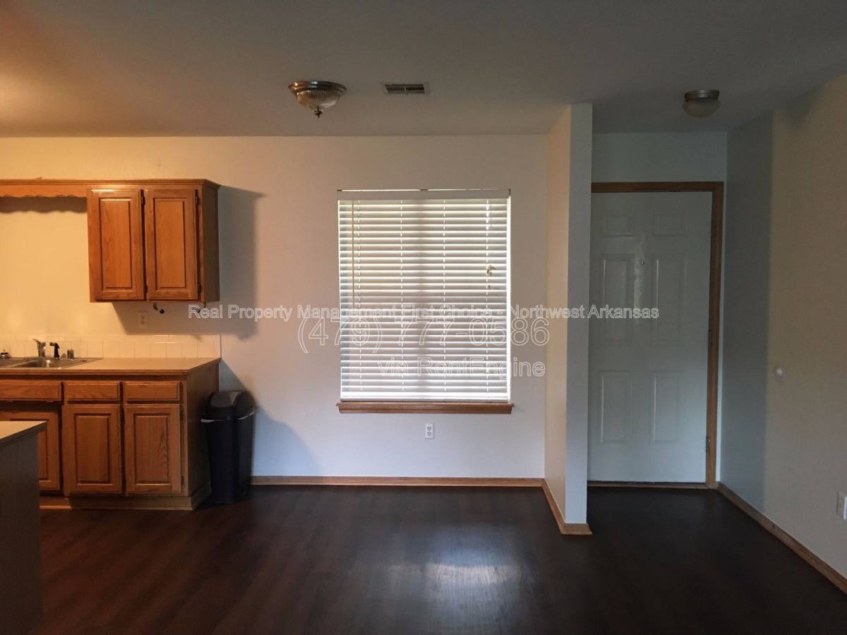 House for rent at 4433 W Cheyenne Dr, Fayetteville, AR 72704