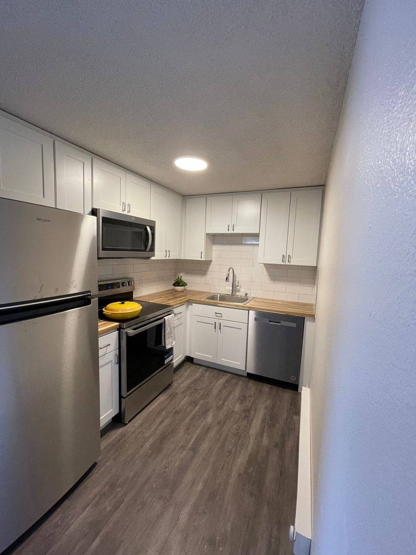 Apartment for rent at 8324 S Park Ave, Tacoma, WA 98408