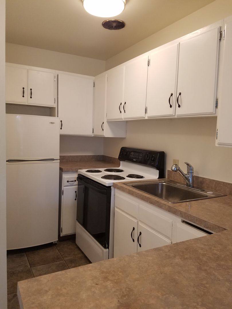 Apartment for rent at 12700 Greenwood Ave N, Seattle, WA 98133