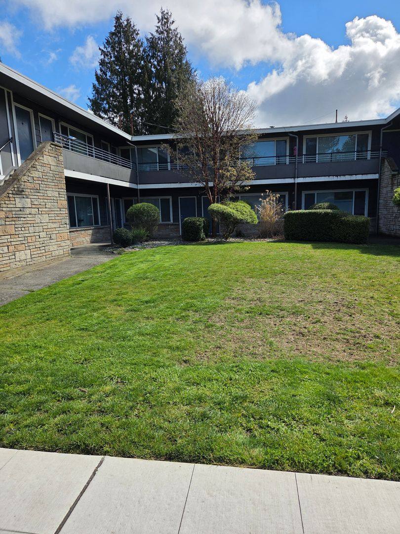 Apartment for rent at 12700 Greenwood Ave N, Seattle, WA 98133