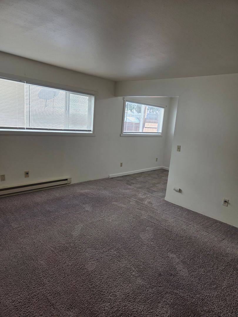 Apartment for rent at 12700 Greenwood Ave N, Seattle, WA 98133